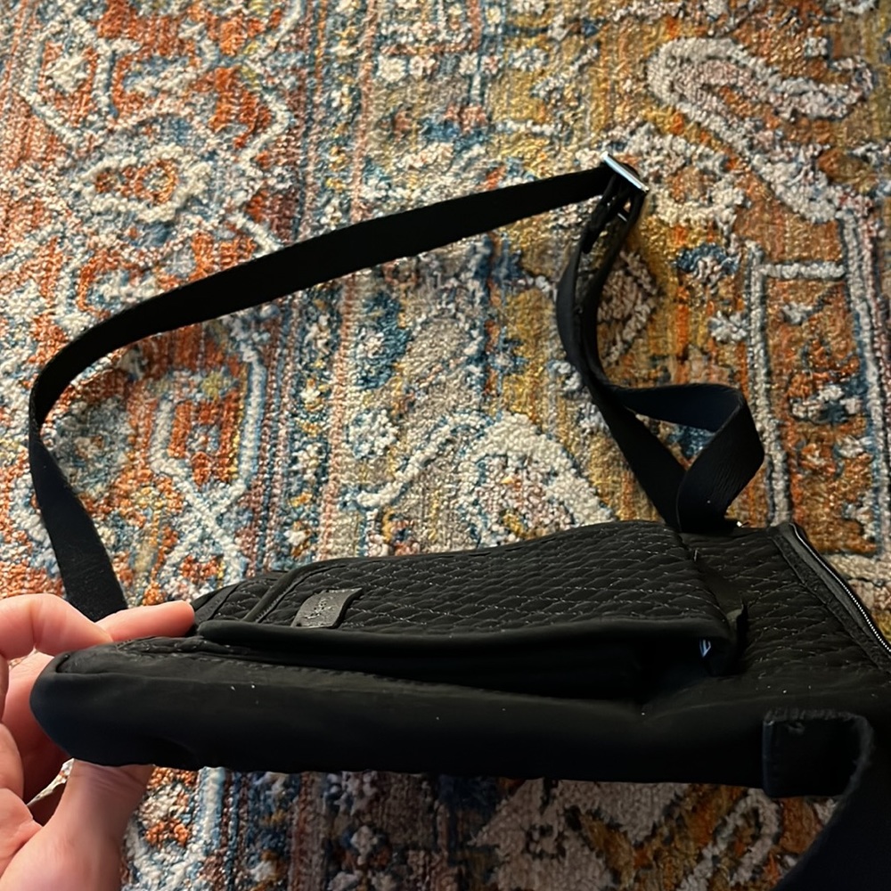 Vera Bradley Crossbody Satchel - Picture 9 of 9